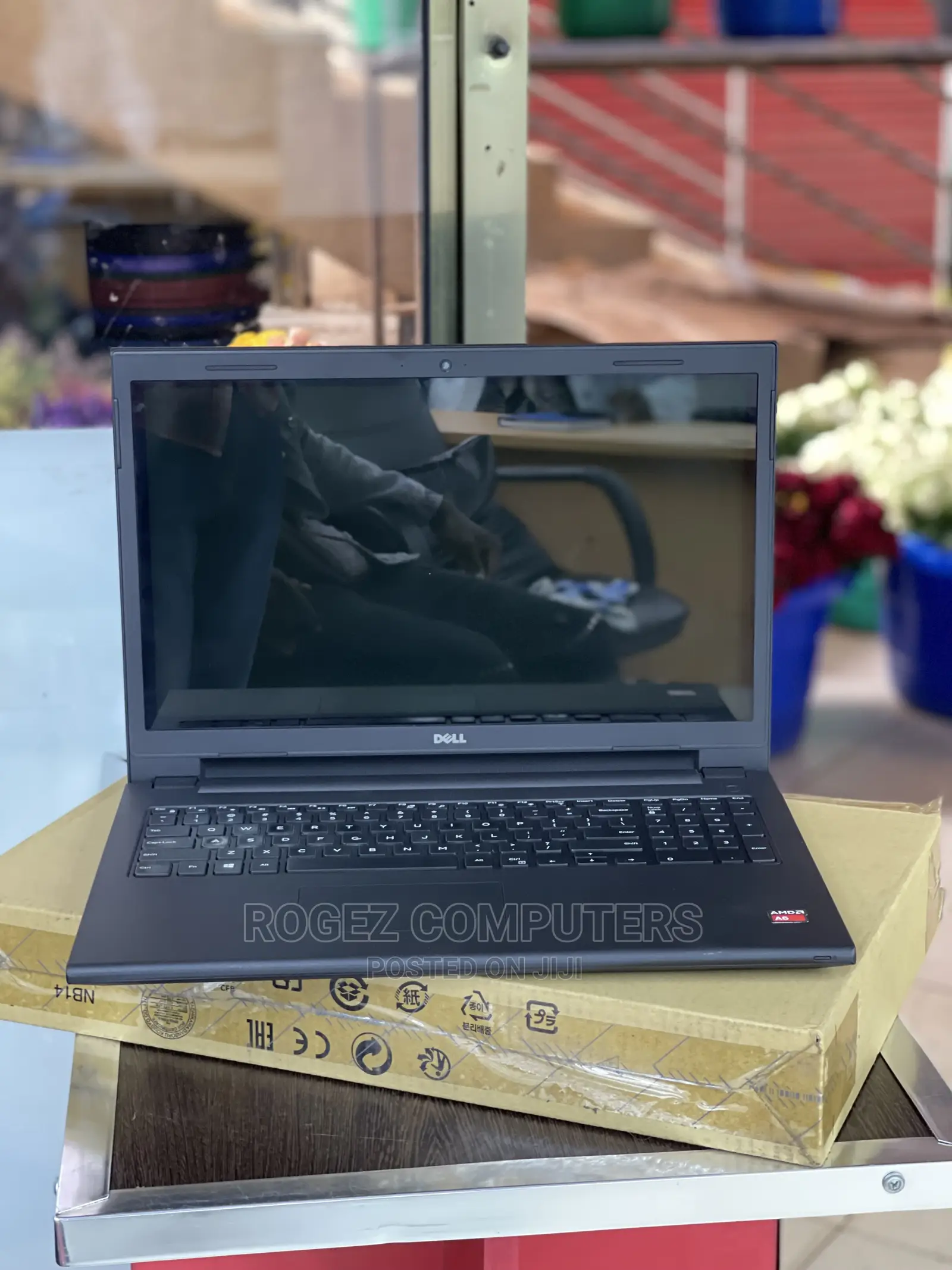New Laptop Dell Inspiron 15 3541 4GB Intel Core I5 HDD 500GB