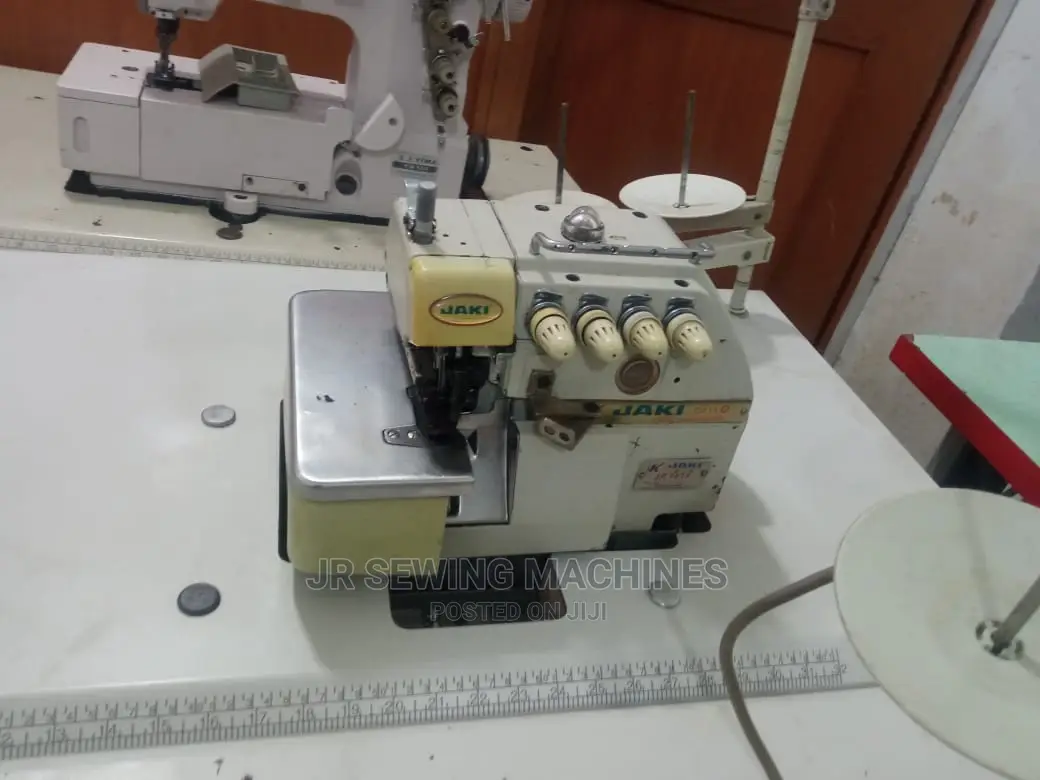 Overlock Industrial Sewing Machine