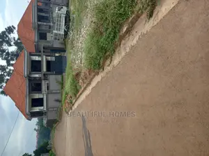 Furnished 5bdrm Duplex in Kisaasi Tarmack, Nakawa for sale