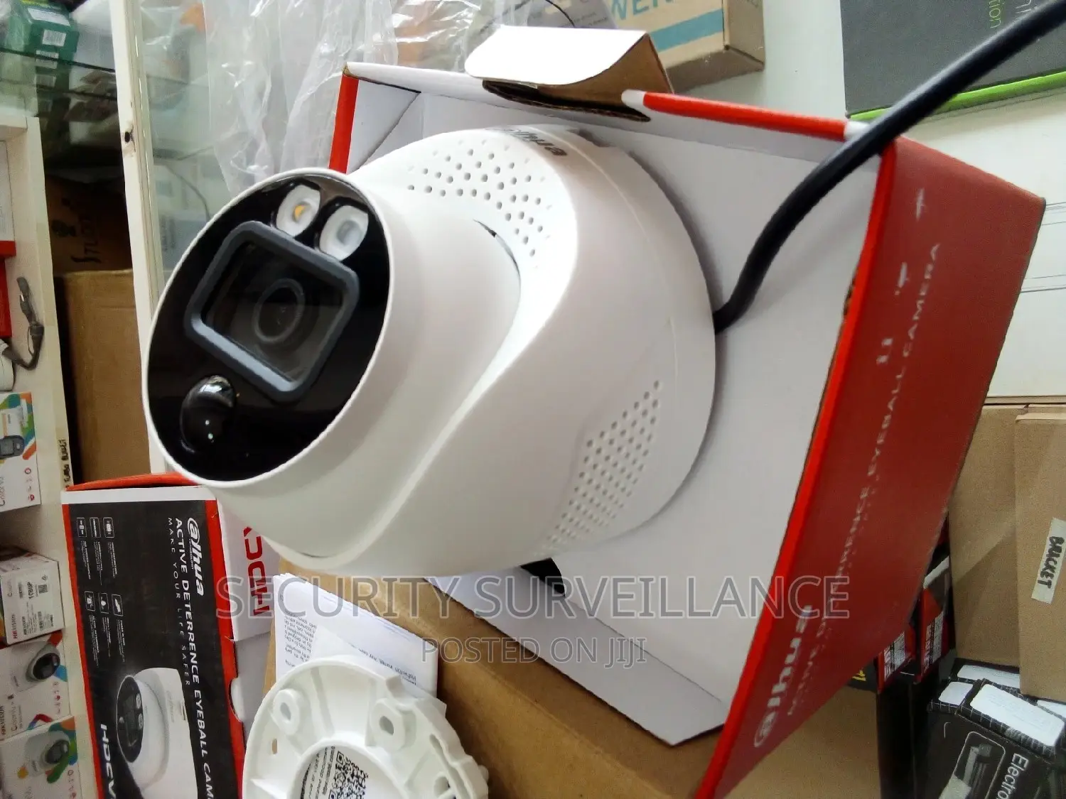 2MP Siren Eyeball Camera