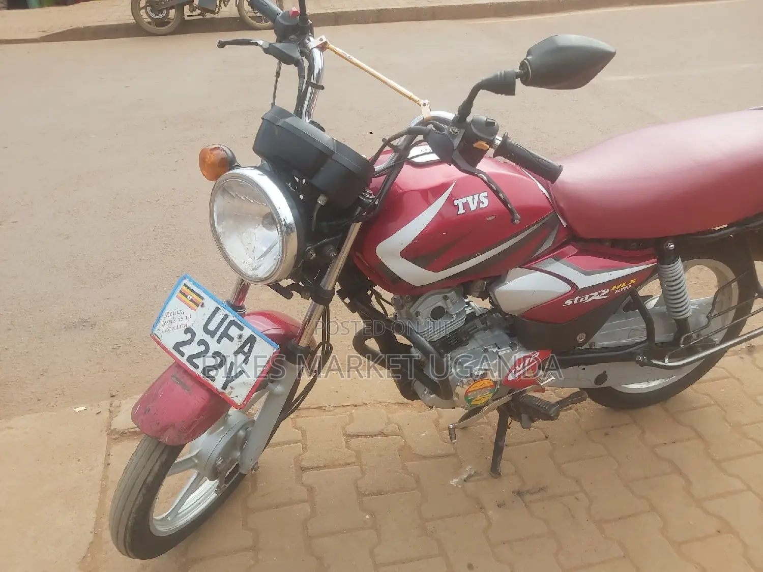 TVS HLX 125 2019 Red