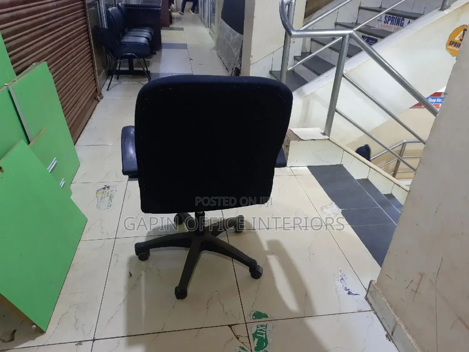 Medium Back Office Chair