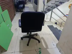 Medium Back Office Chair
