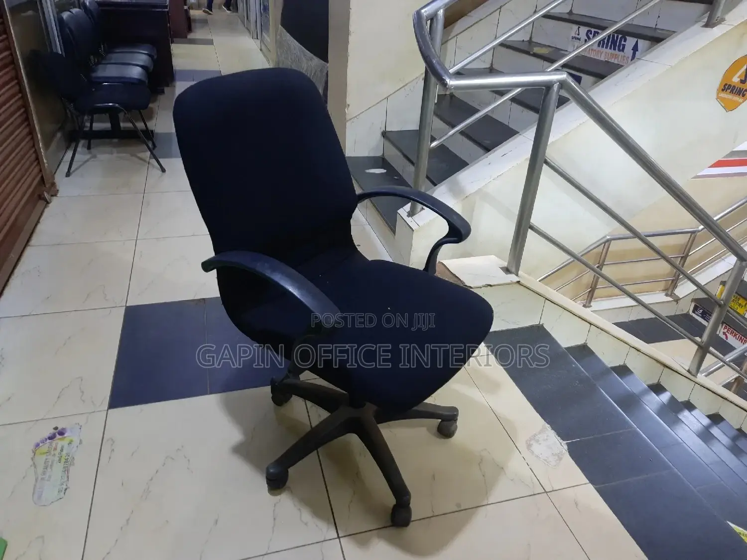 Medium Back Office Chair