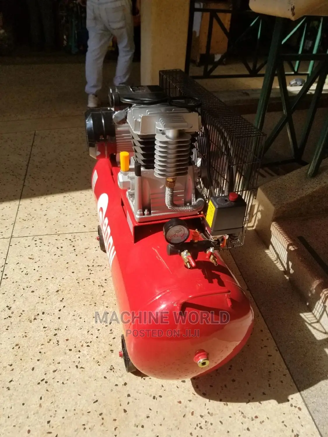 Air Compressor 100trs (Italian Design)