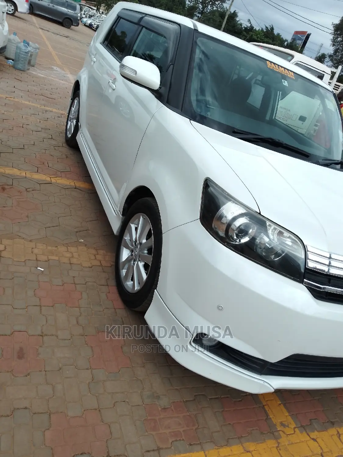 Toyota Corolla Rumion Hatchback 1.5 FWD 2010 White