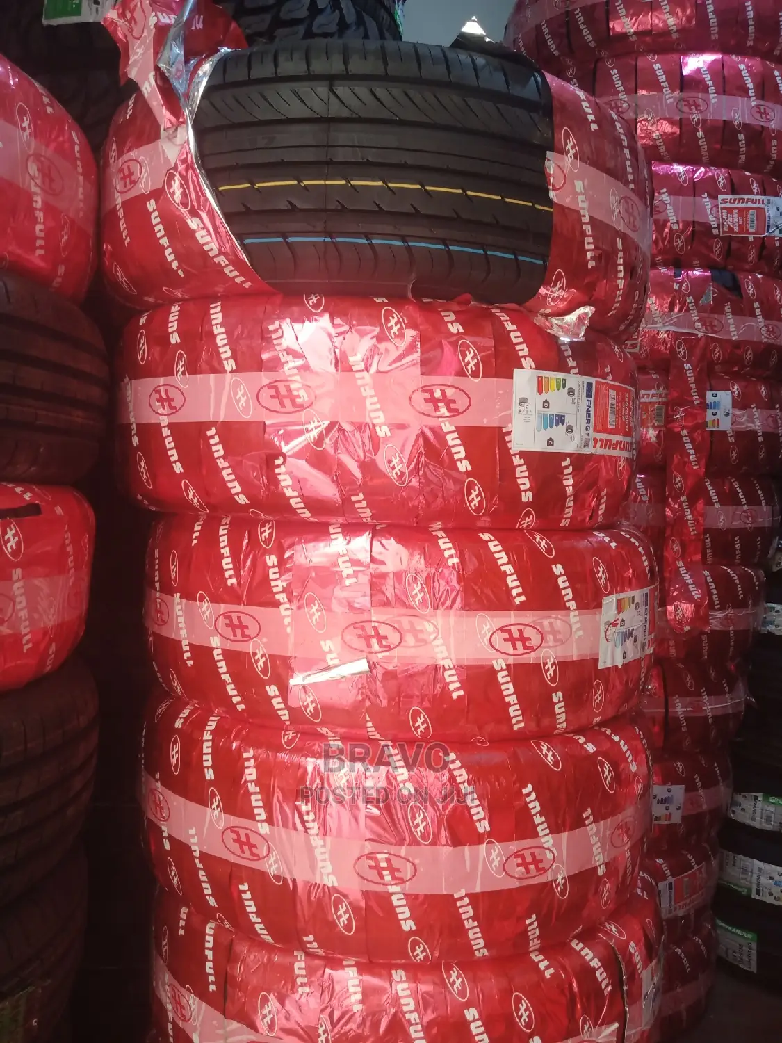 225/55r17 Sunfull