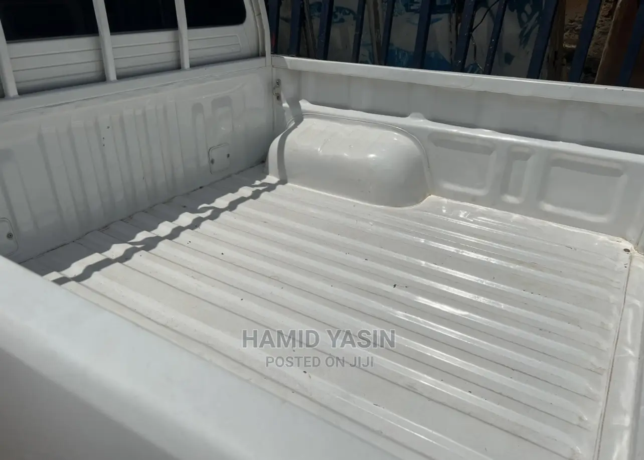 Toyota Land Cruiser 2012 White