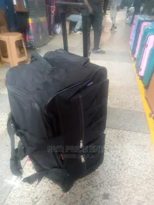 Original Trolley Traveling Safari Bag. Medium ( Black)