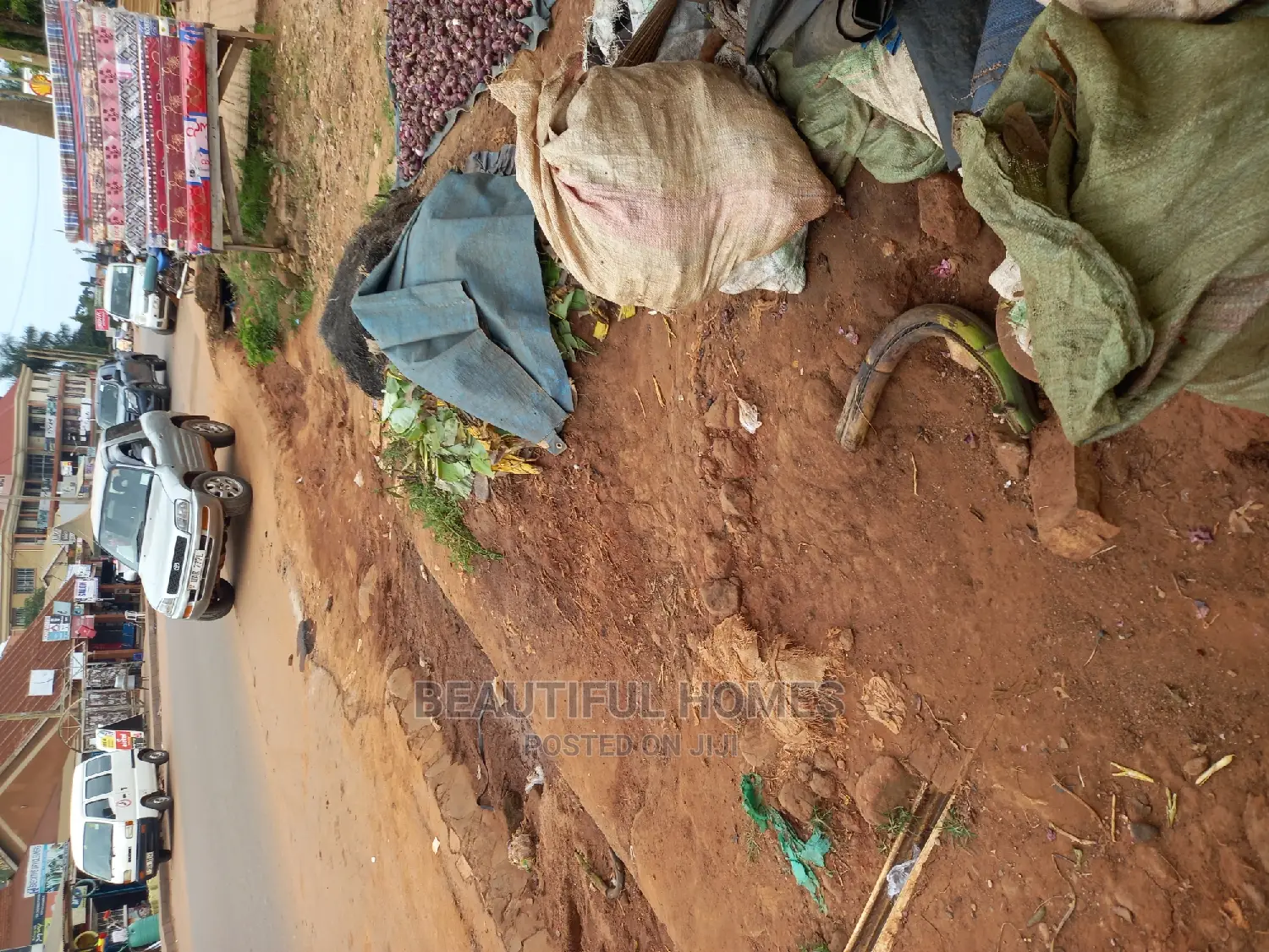Kyaliwajjara Commercial Land on Sale