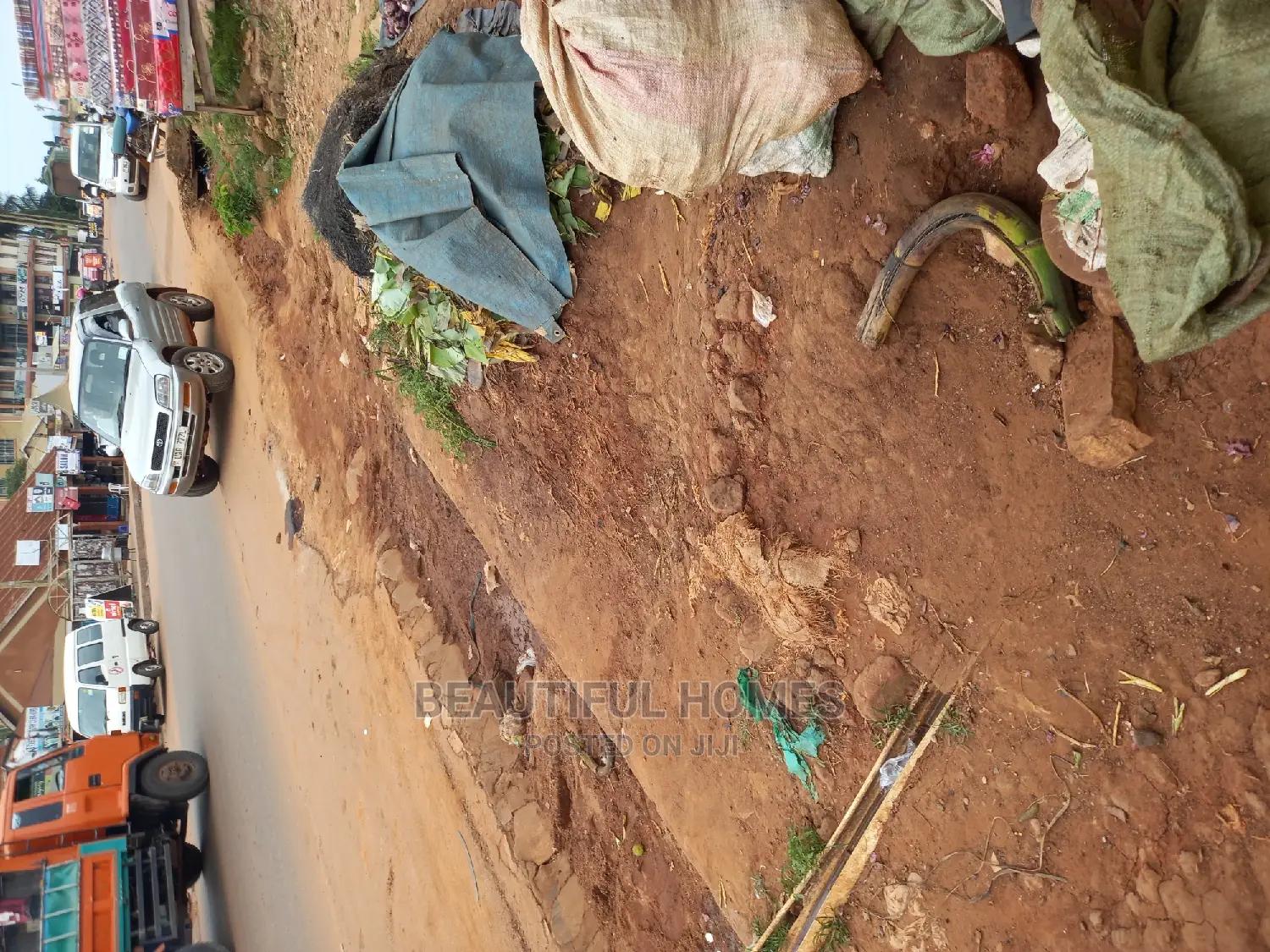 Kyaliwajjara Commercial Property on Sell
