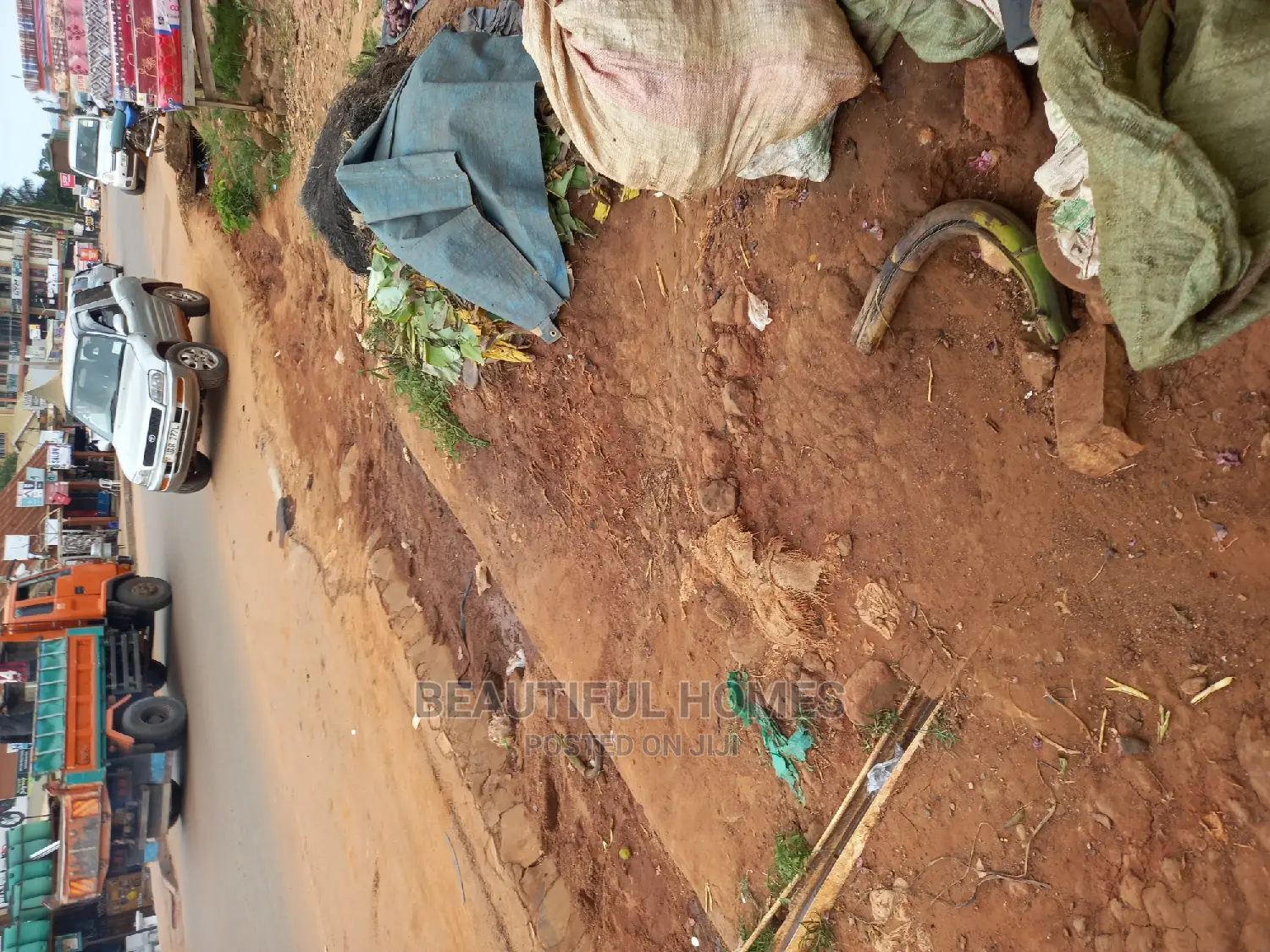 Kyaliwajjara Commercial Property on Sell