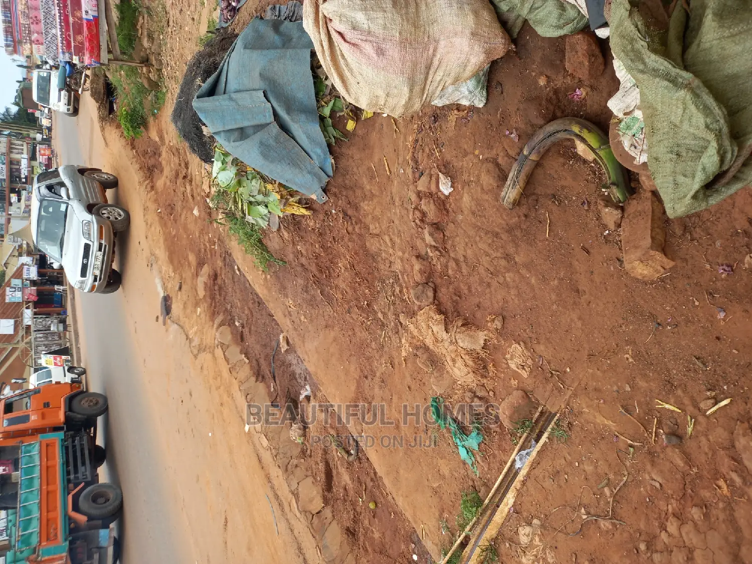 Kyaliwajjara Commercial Plot for an Arcade on Sale