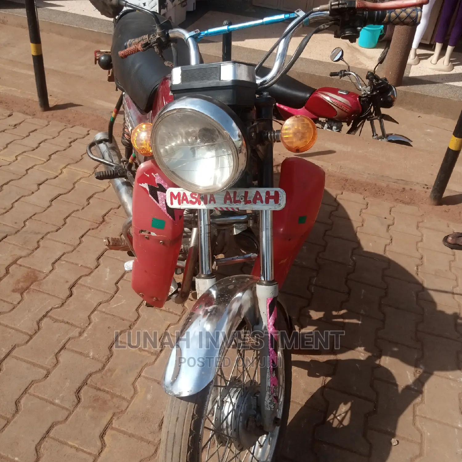 Bajaj RE 2019 Red