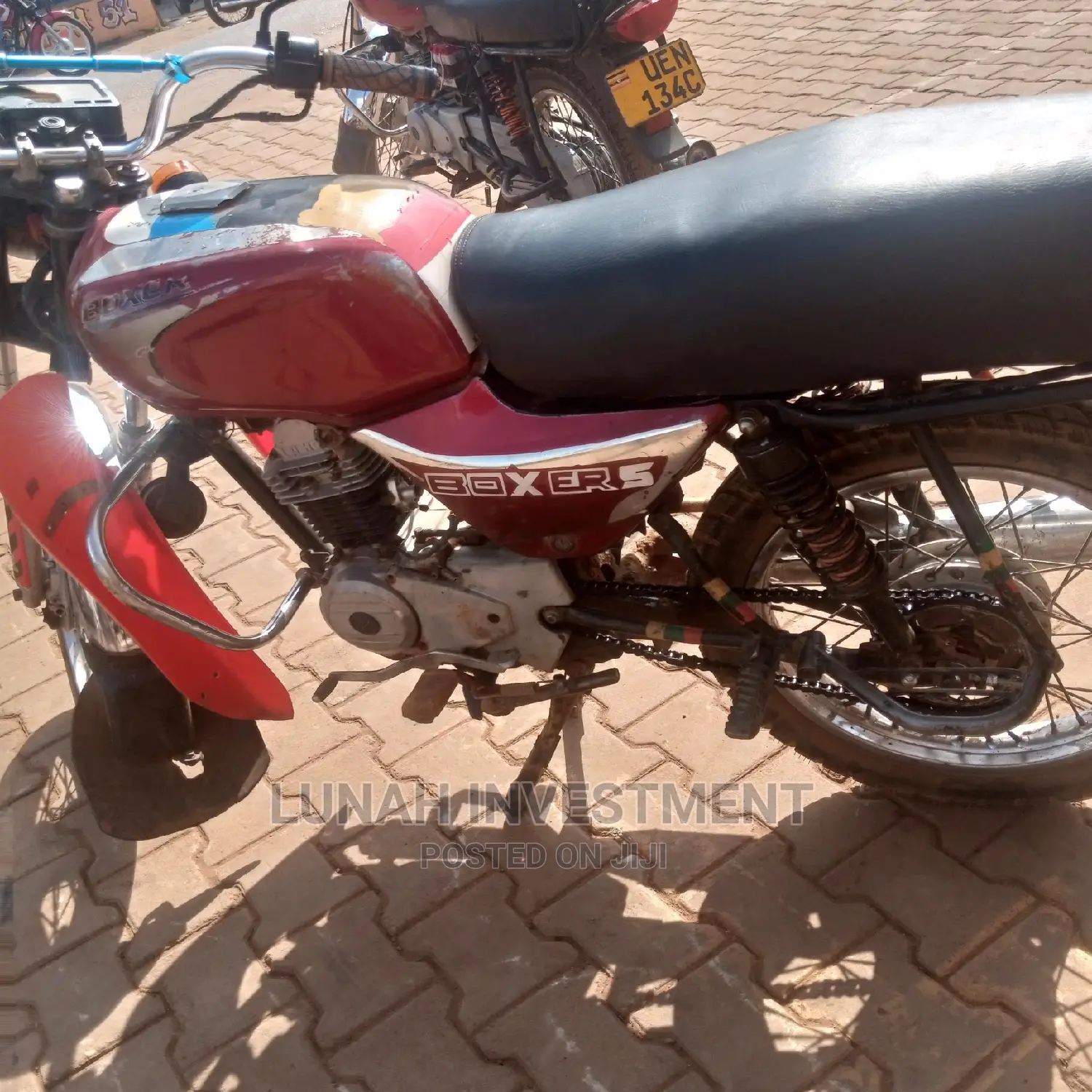 Bajaj RE 2019 Red