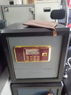 Digital And Keys Safe