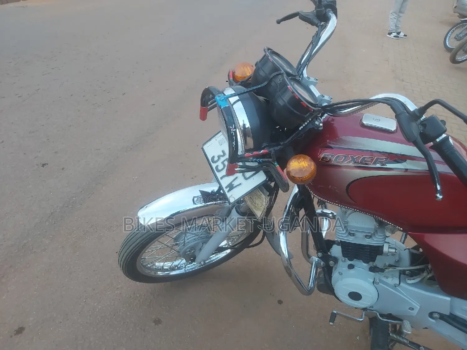 Bajaj Boxer 100 2022 Red