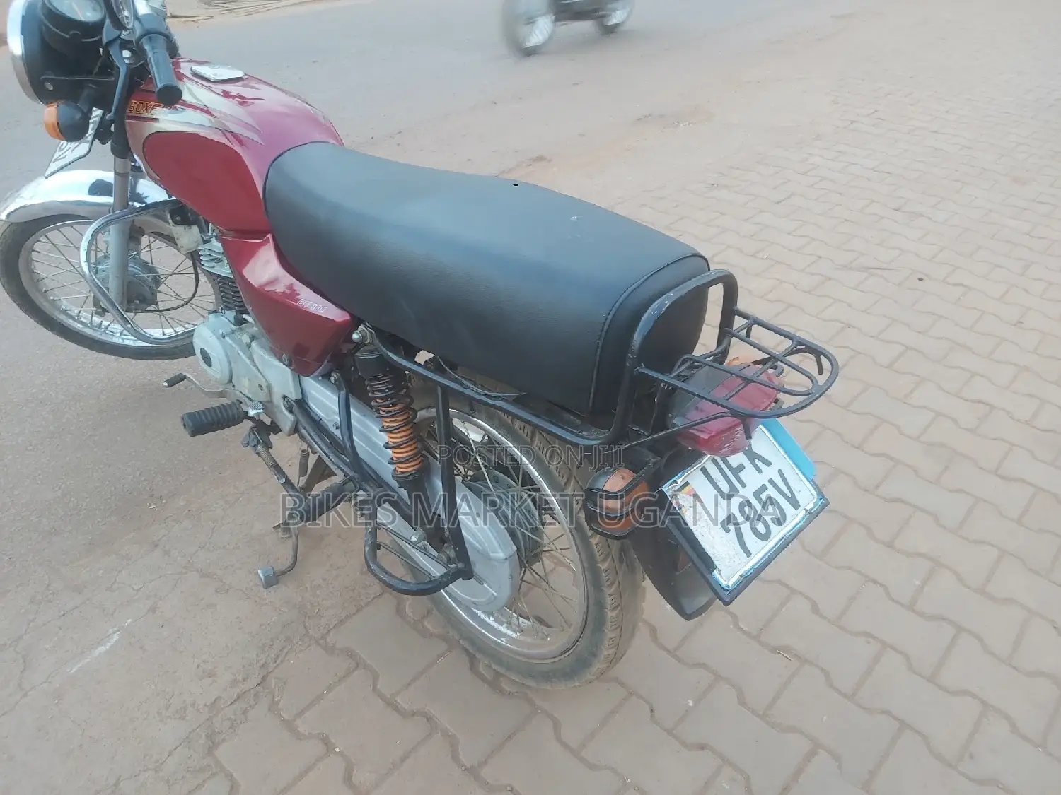 New Bajaj Boxer 2022 Red