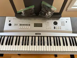 Yamaha Keyboard Grand Piano DGX220 With Pitch Bend and MIDI.
