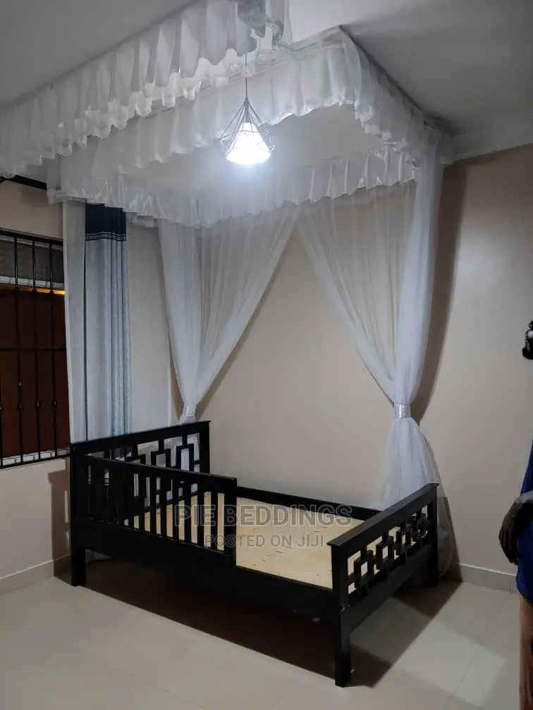 Quality Ceiling Mosquito Nets for Different Bed Sizes