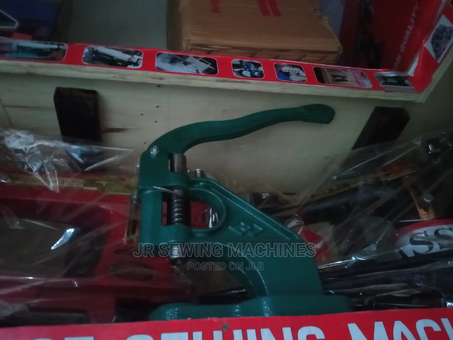 Button Presser Sewing Machine