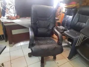 Executive Office Chair