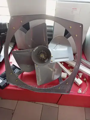 Extractor Wall Fan Heavy Duty 24"