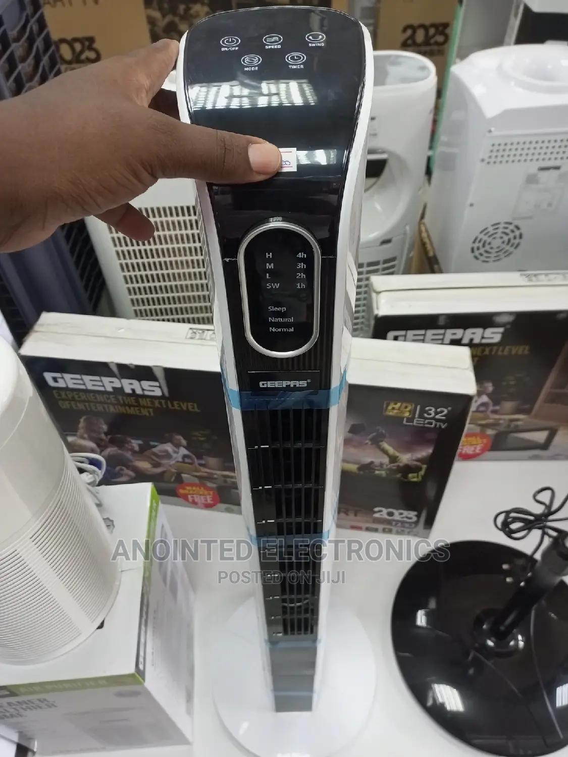 Gepaaz Tower Fans With a Remote