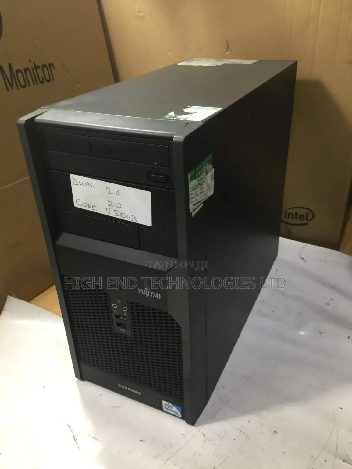Desktop Computer Fujitsu Esprimo P558 2GB Intel Pentium HDD 250GB