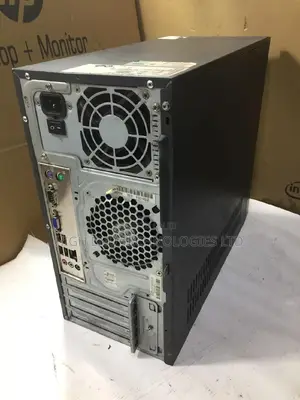 Desktop Computer Fujitsu Esprimo P558 2GB Intel Pentium HDD 250GB