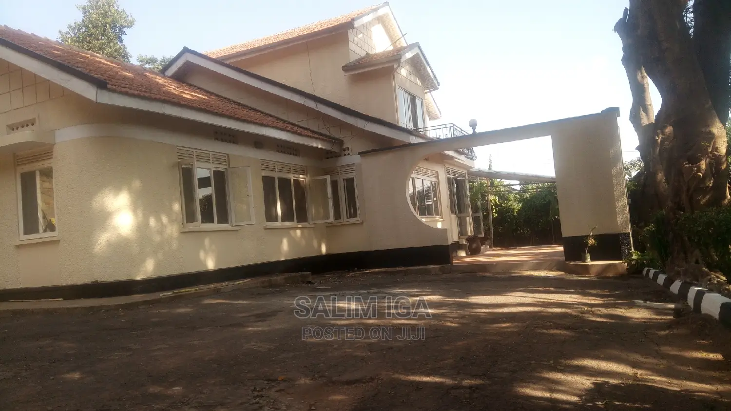 3bdrm Duplex in Kololo Property, Central Division for rent