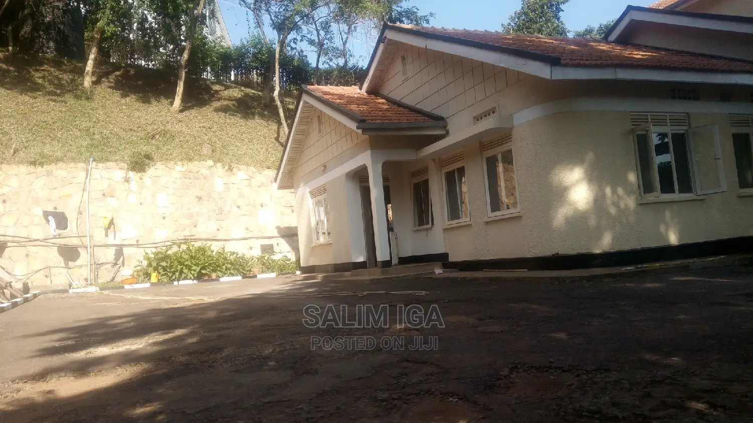 3bdrm Duplex in Kololo Property, Central Division for rent