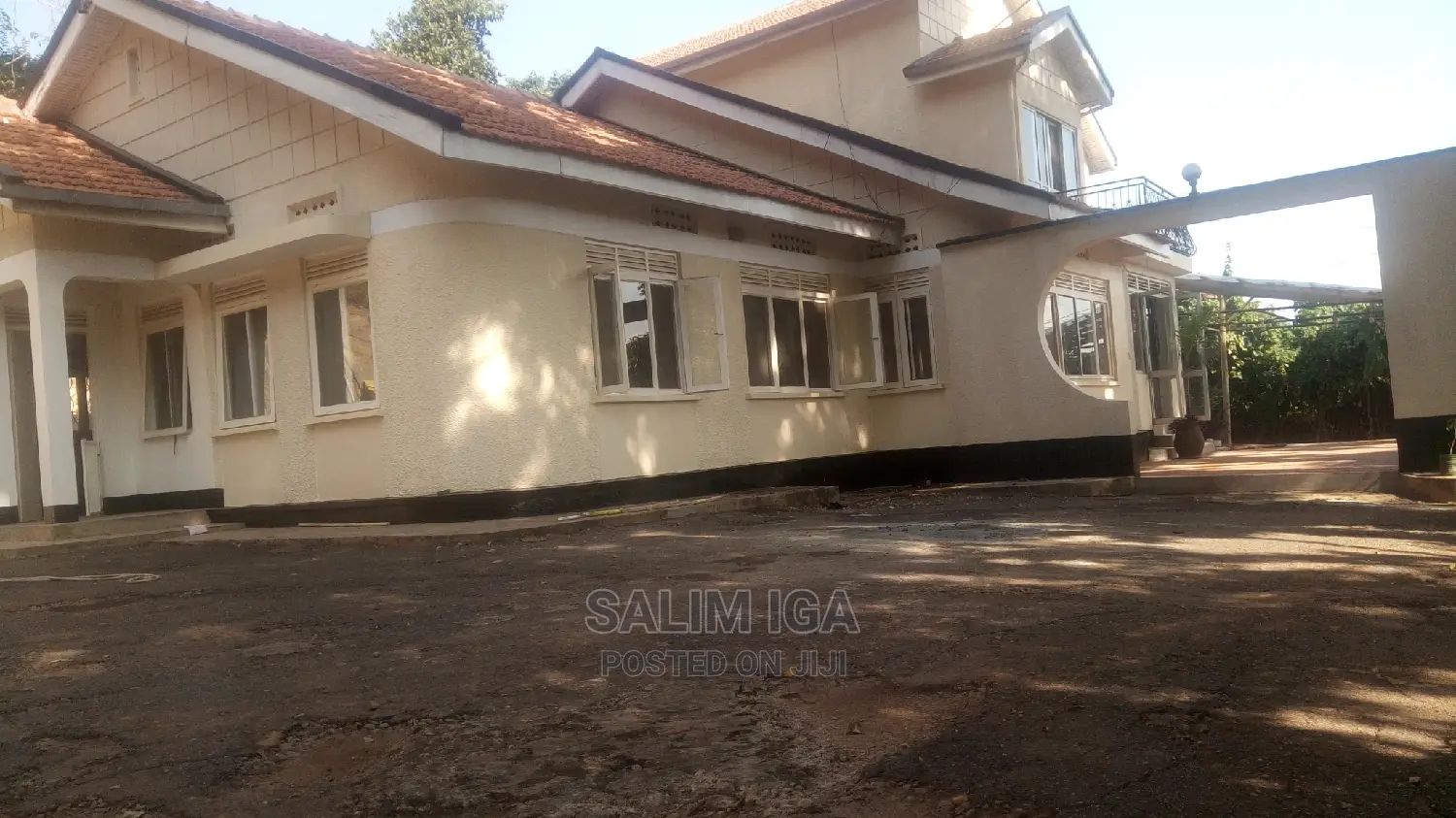 3bdrm Duplex in Kololo Property, Central Division for rent