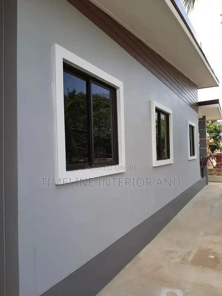 Aluminum Door With Bagaras.