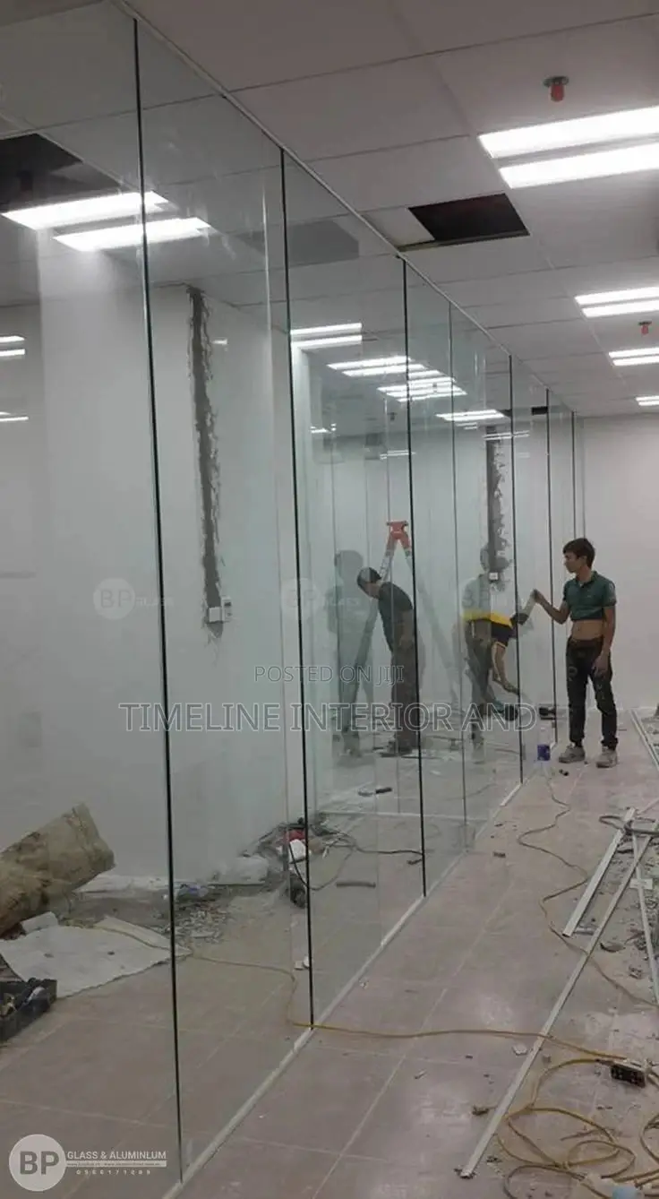 Frameless Glass Partioning Experts.