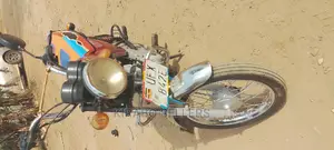 Bajaj Boxer 100 2017 Silver
