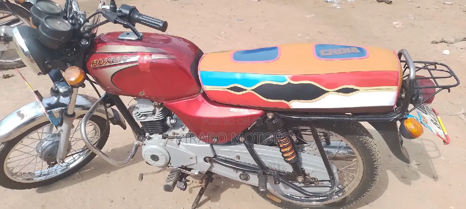 Bajaj Boxer 100 2017 Silver