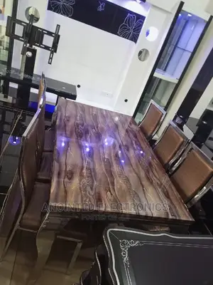 Dining Table 6 Seaters Marble