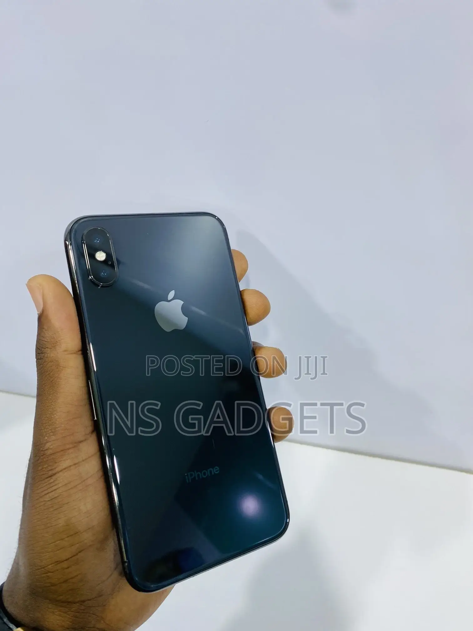 Apple iPhone X 64 GB Black
