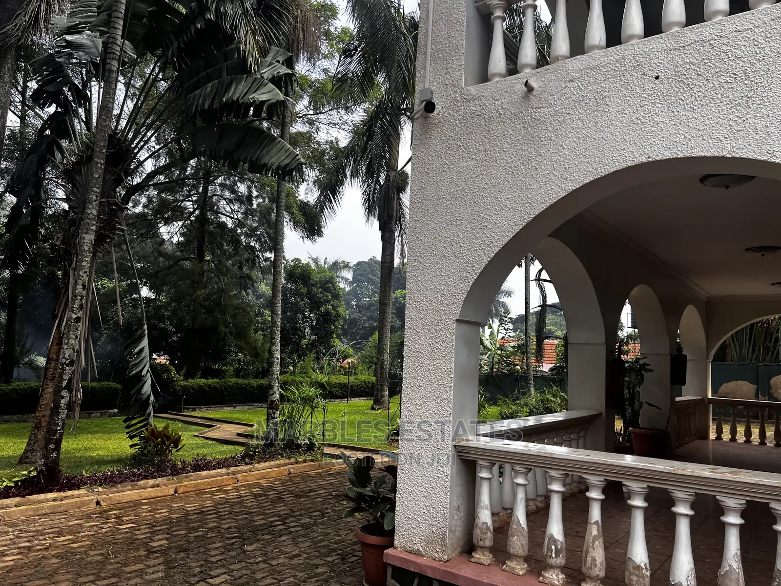 8bdrm House in Bugolobi, Central Division for sale