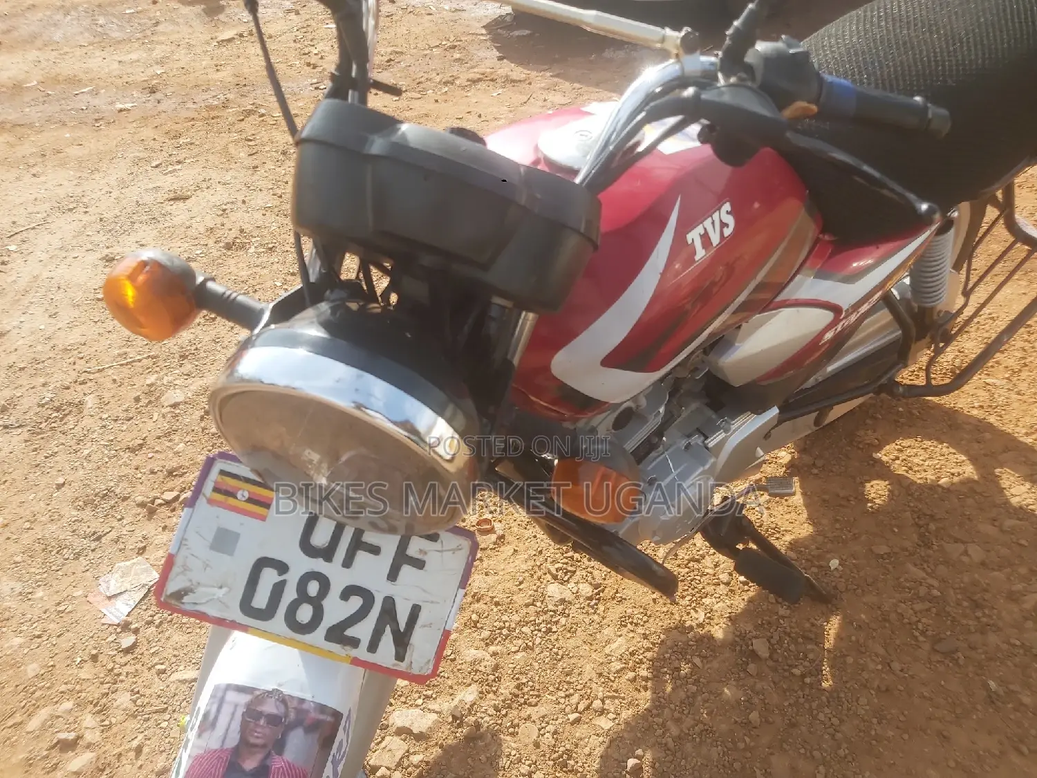 TVS HLX 125 2021 Red