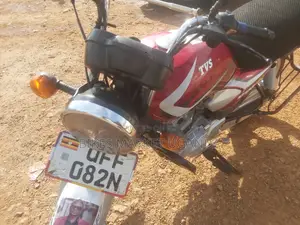 TVS HLX 125 2021 Red