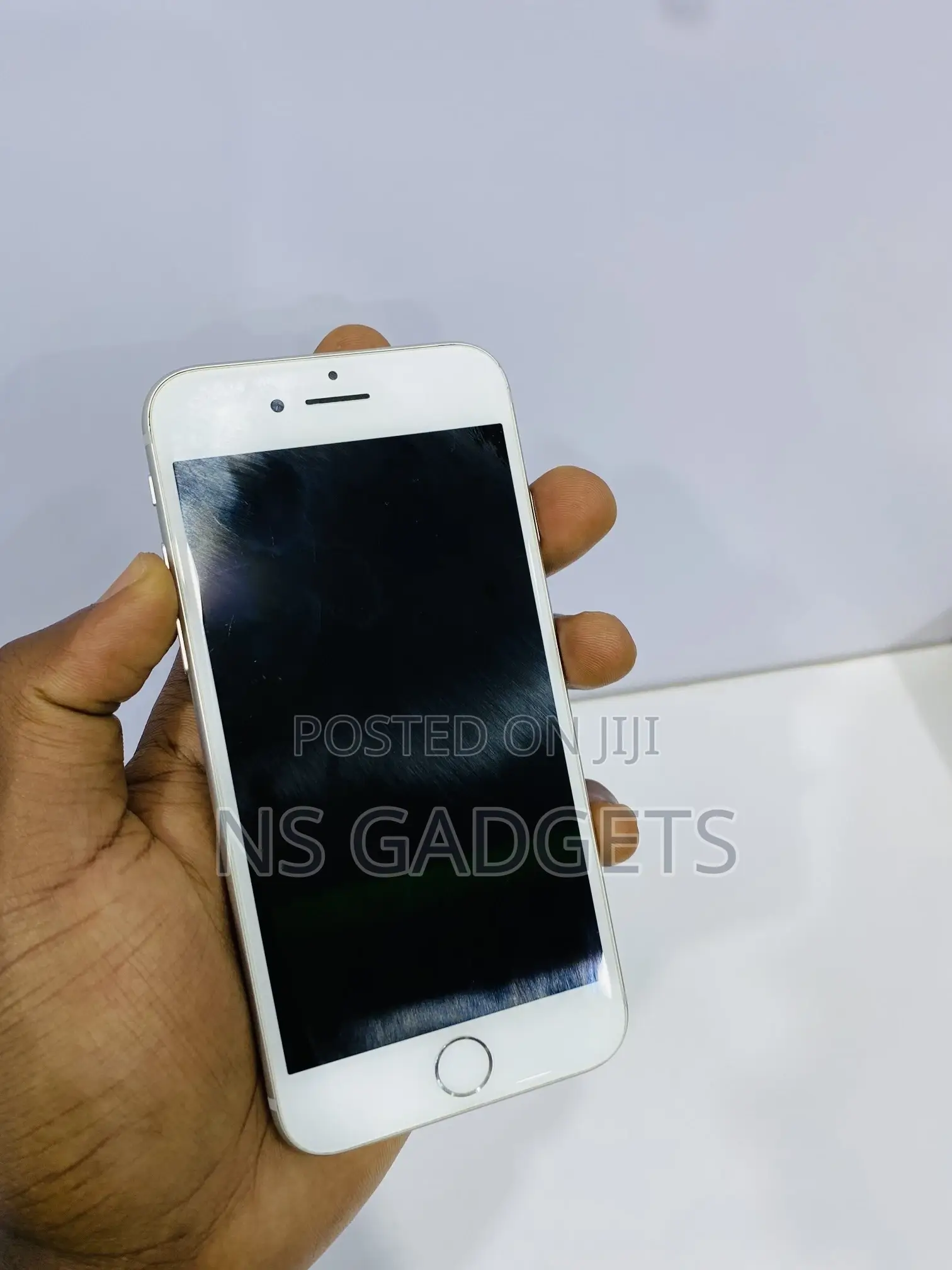 Apple iPhone 8 64 GB White