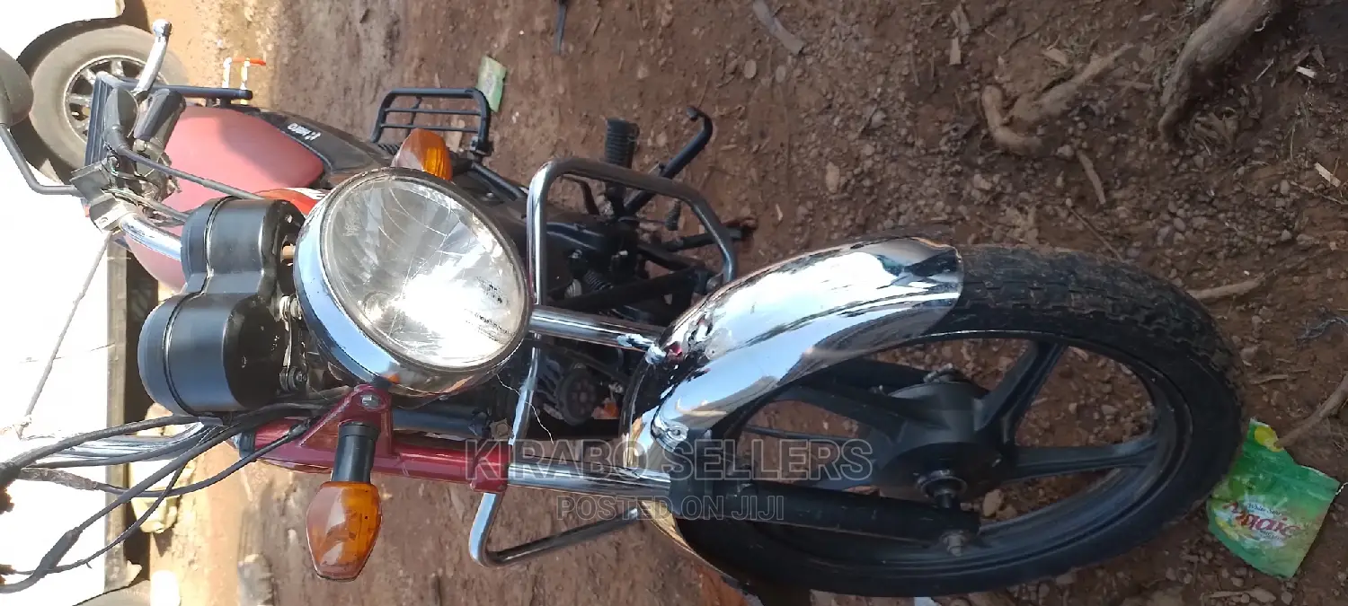 Hunter Spyder 350cc 2015 Red
