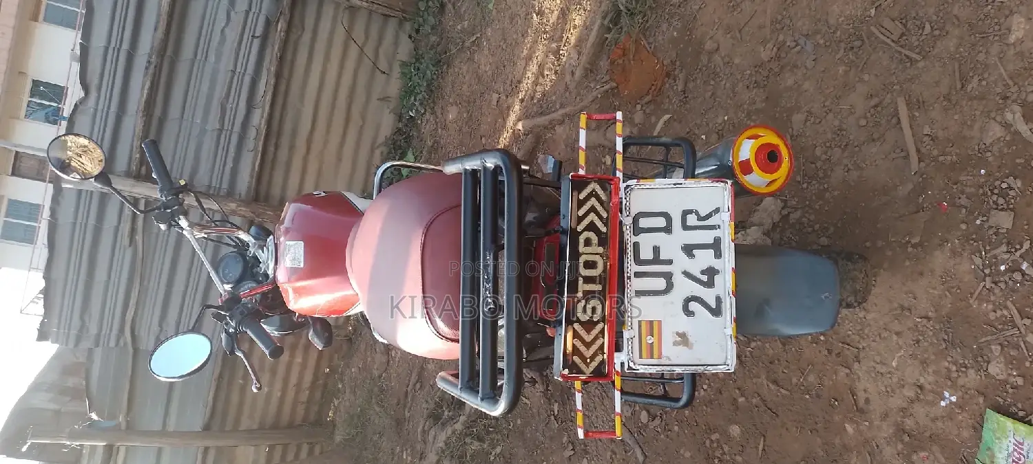Hunter Spyder 350cc 2015 Red