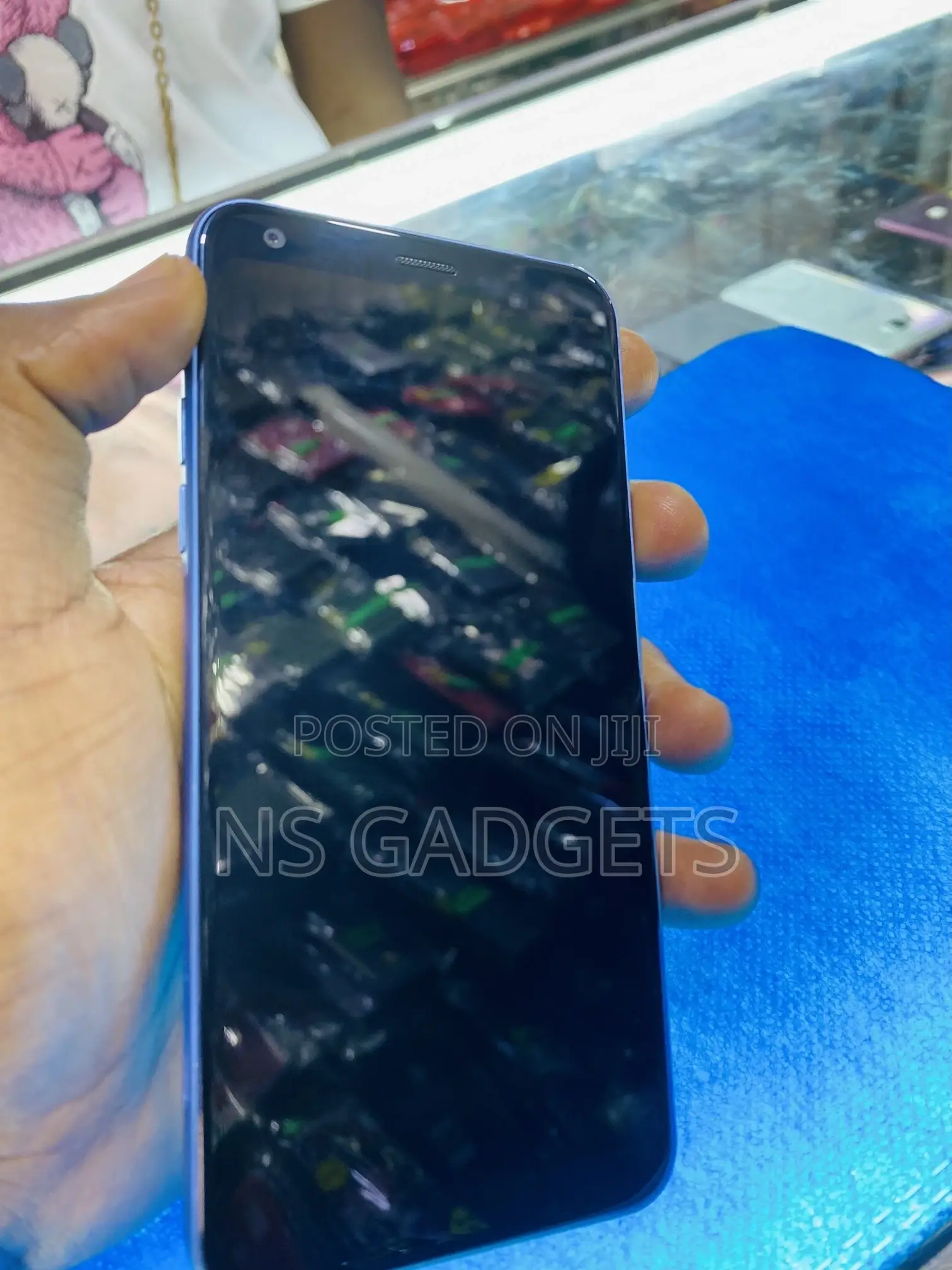 LG L-03K 64 GB Blue