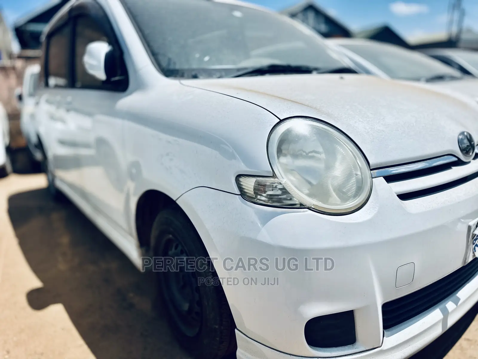 Toyota Sienta 1.5 AWD 2008 Off white