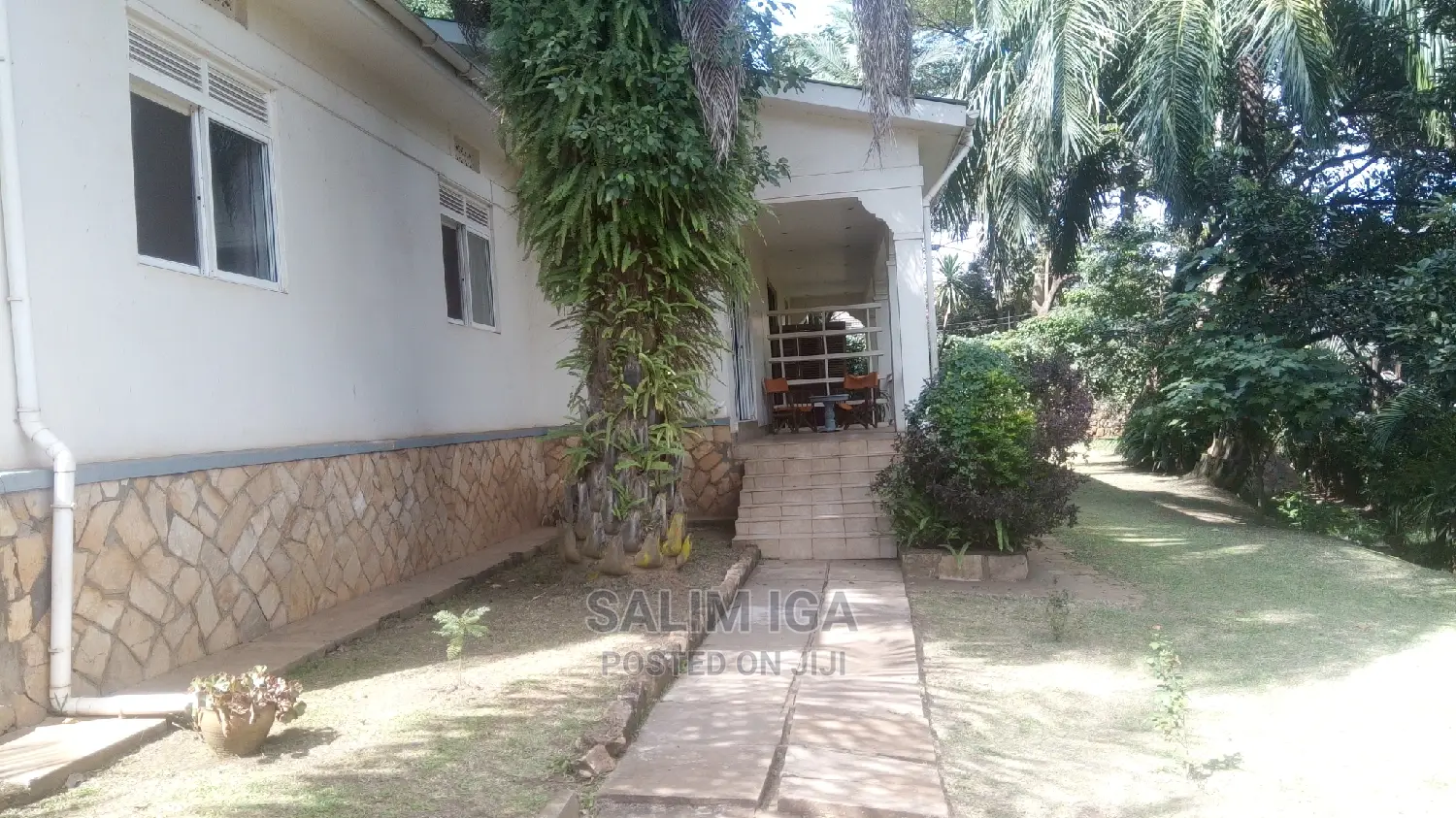 Furnished 2bdrm Chalet in Kololo Property, Central Division for rent
