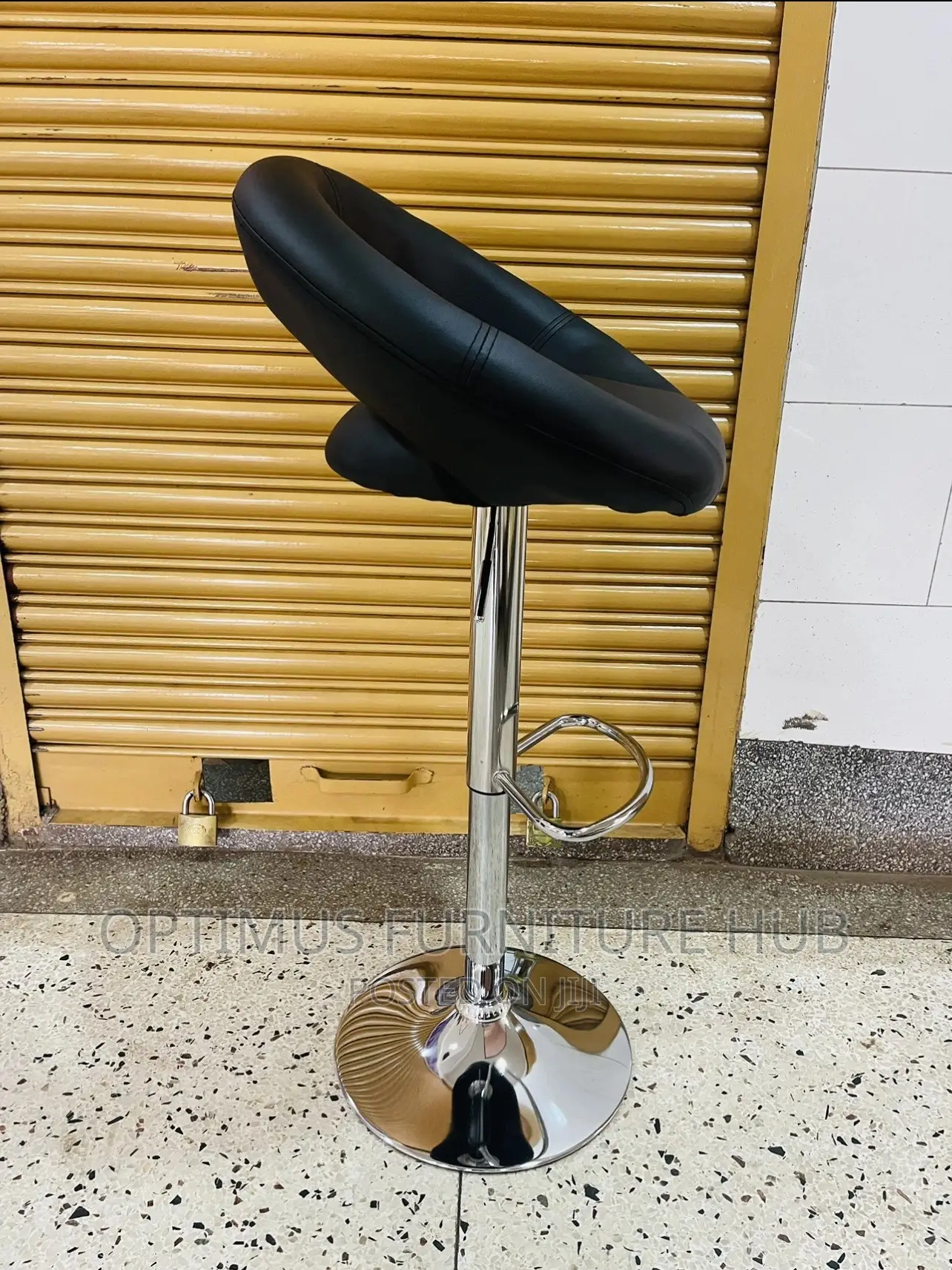 Bar Stool (Round)