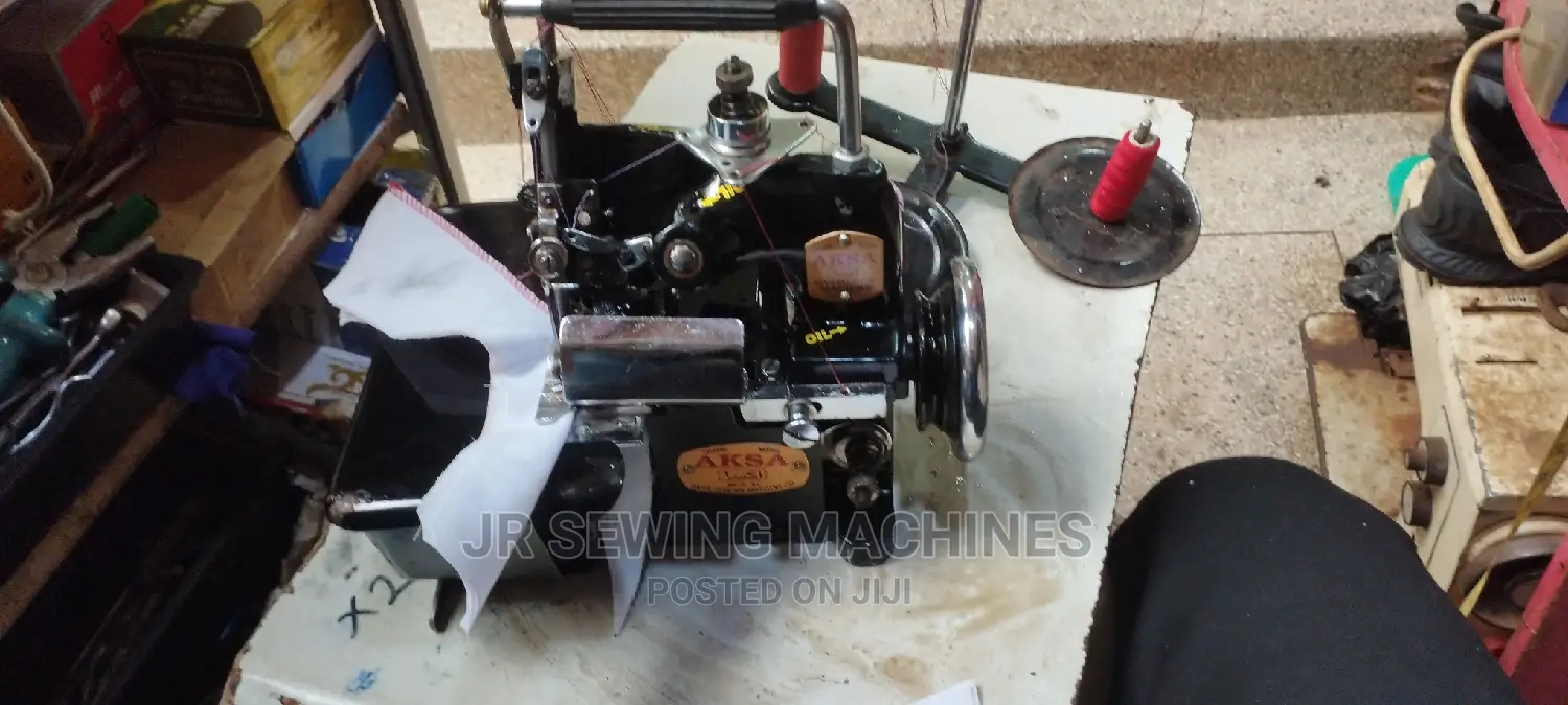Overlock Sewing Machine